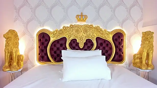 KendralHolson online show from 10-04-25, 04:32