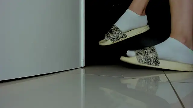 sherilkwang19tv online show from 10-07-25, 12:08