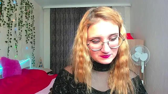 Snapshot of Miss_Elsa_ chatting on 12-02-24, 09:02 Miss Elsa online show from 12-02-24, 09:02