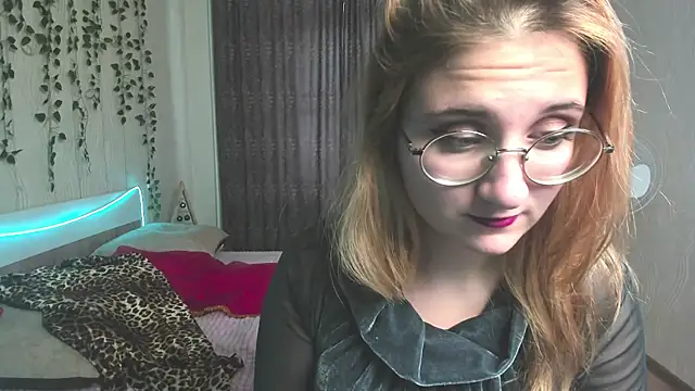 Snapshot of Miss_Elsa_ chatting on 12-06-24, 08:15 Miss Elsa online show from 12-06-24, 08:15