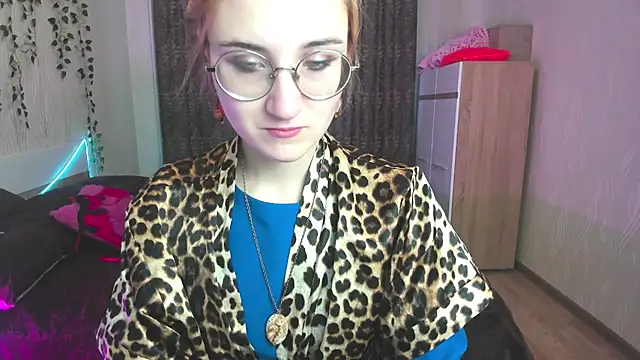 Snapshot of Miss_Elsa_ chatting on 01-14-25, 03:11 Miss Elsa online show from 01-14-25, 03:11