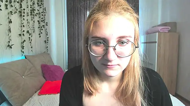 Snapshot of Miss_Elsa_ chatting on 01-30-25, 06:56 Miss Elsa online show from 01-30-25, 06:56