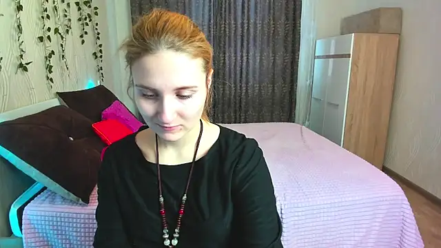 Snapshot of Miss_Elsa_ chatting on 02-17-25, 02:42 Miss Elsa online show from 02-17-25, 02:42