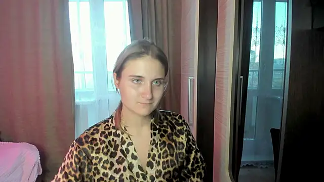 Snapshot of Miss_Elsa_ chatting on 09-18-25, 11:56 Miss Elsa online show from 09-18-25, 11:56