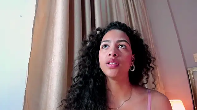 Snapshot of AntonellaHall_ chatting on 12-22-25, 12:35 AntonellaHall online show from 12-22-25, 12:35