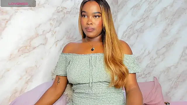 Snapshot of Kaseydelvey chatting on 12-12-24, 07:37 Kaseydelvey online show from 12-12-24, 07:37