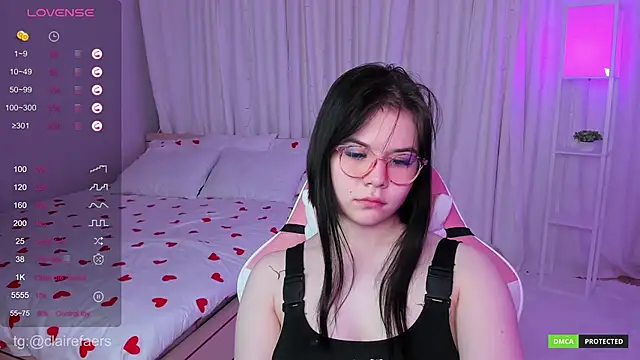 Snapshot of ClaireFaers_ chatting on 01-21-25, 01:00 ClaireFaers  online show from 01-21-25, 01:00
