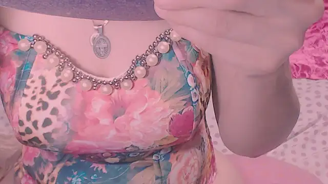 Snapshot of Ary_z chatting on 12-14-24, 02:45 Ary z online show from 12-14-24, 02:45