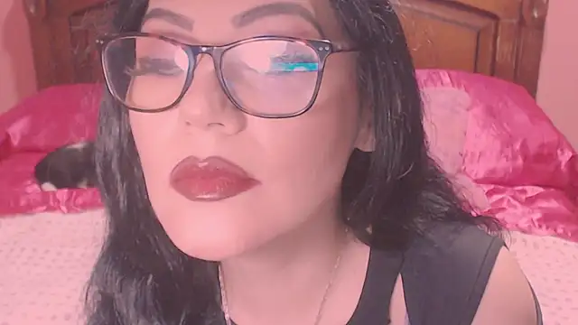 Snapshot of Ary_z chatting on 12-17-24, 04:01 Ary z online show from 12-17-24, 04:01