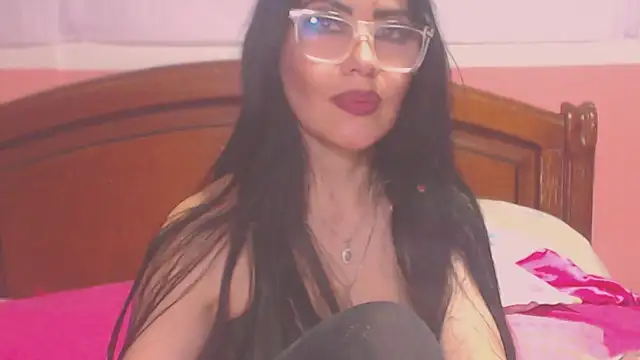 Snapshot of Ary_z chatting on 02-22-25, 08:29 Ary z online show from 02-22-25, 08:29