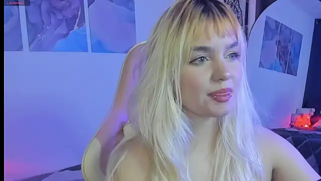 Pretty  zoe online show from 03-12-25, 12:20