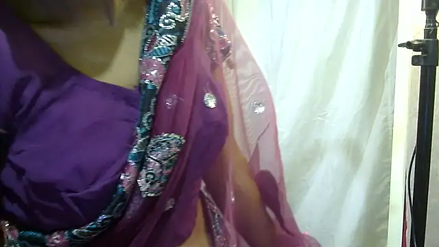 Snapshot of Pramila_Manish chatting on 03-01-26, 01:46 Pramila Manish online show from 03-01-26, 01:46