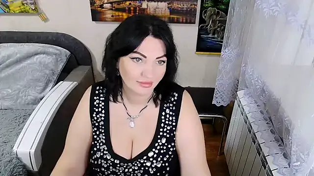 Snapshot of Lady_Boom_Wild_ chatting on 12-02-25, 07:14 Lady Boom Wild online show from 12-02-25, 07:14