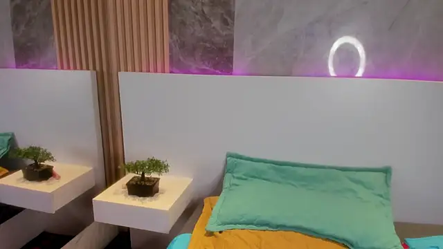 rose nova online show from 01-10-25, 03:16