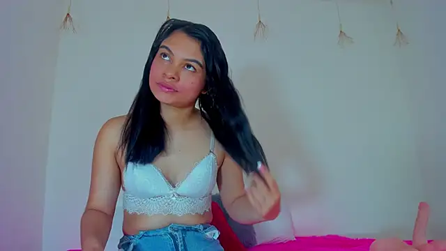 Lori Evanss online show from 02-20-25, 09:11