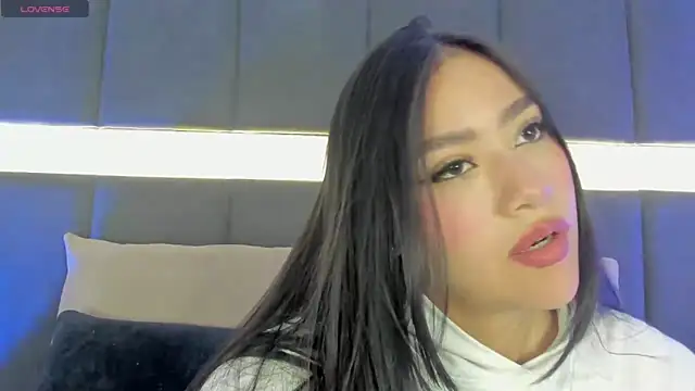 nicolle pierce online show from 02-21-25, 12:17