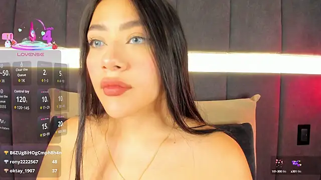 nicolle pierce online show from 09-19-25, 01:56