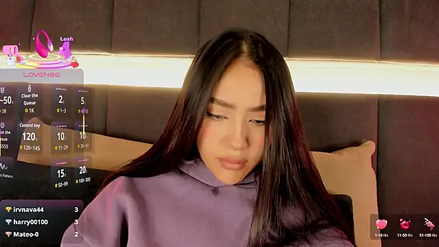 nicolle pierce online show from 09-26-25, 12:53