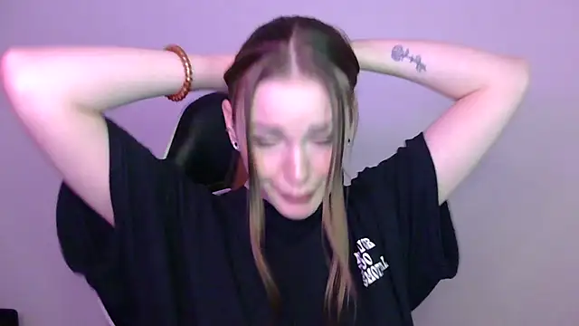 Snapshot of KLEOKILLS chatting on 10-02-25, 09:22 KLEOKILLS online show from 10-02-25, 09:22