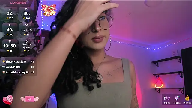 Snapshot of Heka_Prudence chatting on 03-08-25, 06:43 Heka Prudence online show from 03-08-25, 06:43