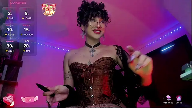 Snapshot of Heka_Prudence chatting on 10-25-25, 10:15 Heka Prudence online show from 10-25-25, 10:15