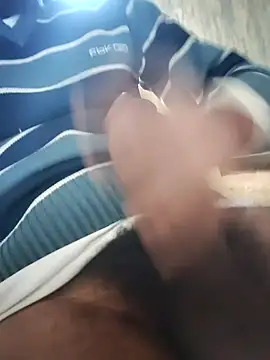 Snapshot of davidss57400 chatting on 12-23-24, 04:44 davidss57400 online show from 12-23-24, 04:44