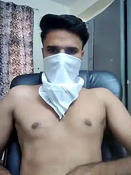 Snapshot of davidss57400 chatting on 10-08-25, 10:35 davidss57400 online show from 10-08-25, 10:35