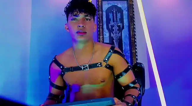 jamescurli  online show from 12-15-24, 04:18