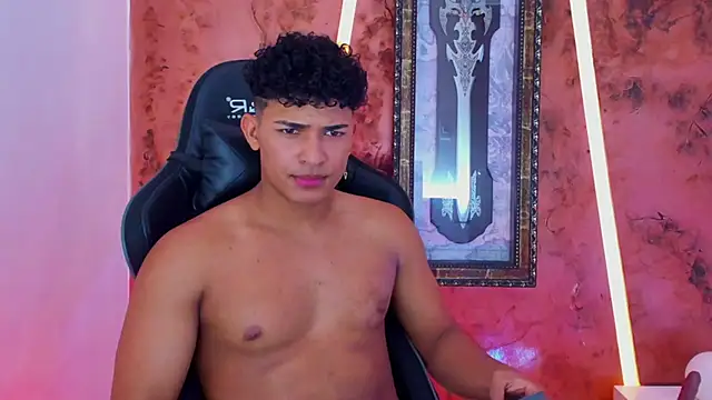 jamescurli  online show from 01-23-25, 07:11