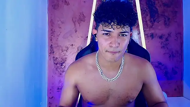 jamescurli  online show from 02-03-25, 11:09