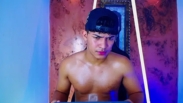 jamescurli  online show from 02-13-25, 07:03