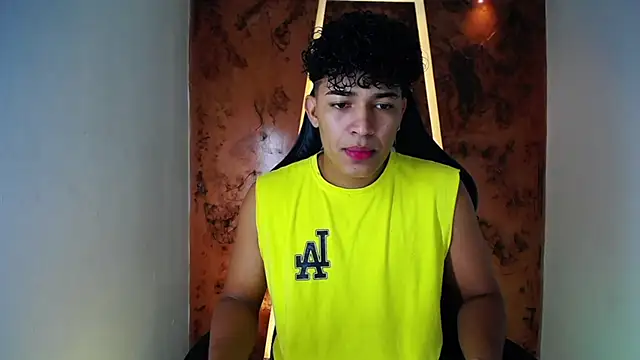 jamescurli  online show from 02-22-25, 03:45