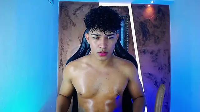 jamescurli  online show from 02-22-25, 07:01