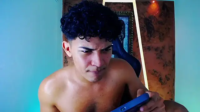 jamescurli  online show from 02-27-25, 06:50