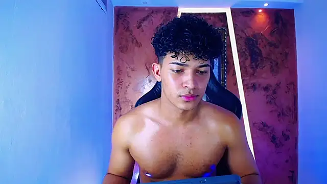 jamescurli  online show from 03-03-25, 12:05