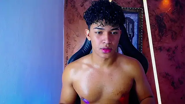 jamescurli  online show from 03-08-25, 09:28