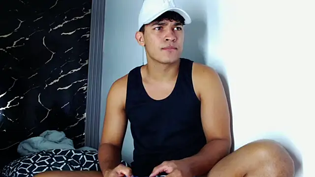 jamescurli  online show from 09-23-25, 08:06