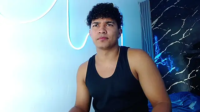 jamescurli  online show from 10-29-25, 01:52