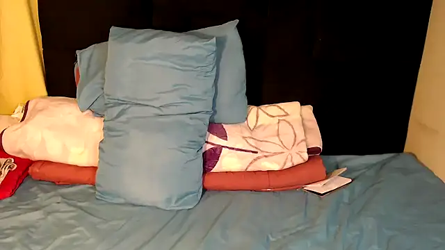 Busty-Londie online show from 02-02-26, 07:34