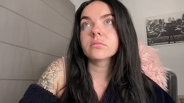 Snapshot of yorkshiregal chatting on 12-03-24, 04:14 yorkshiregal online show from 12-03-24, 04:14