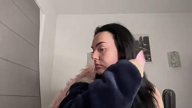 Snapshot of yorkshiregal chatting on 12-05-24, 03:48 yorkshiregal online show from 12-05-24, 03:48