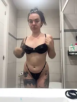 Snapshot of yorkshiregal chatting on 12-06-24, 07:10 yorkshiregal online show from 12-06-24, 07:10