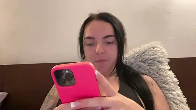 Snapshot of yorkshiregal chatting on 12-12-24, 05:59 yorkshiregal online show from 12-12-24, 05:59