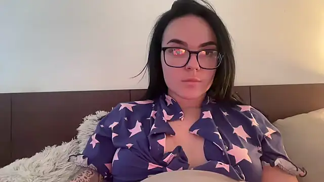 Snapshot of yorkshiregal chatting on 01-09-25, 03:34 yorkshiregal online show from 01-09-25, 03:34