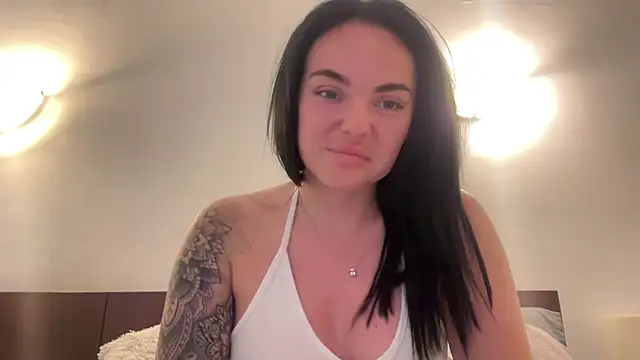 Snapshot of yorkshiregal chatting on 03-08-25, 03:24 yorkshiregal online show from 03-08-25, 03:24