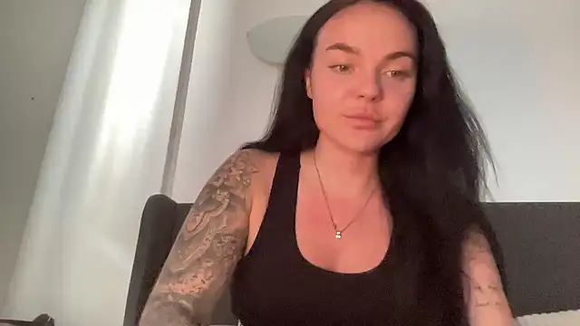 Snapshot of yorkshiregal chatting on 10-01-25, 01:39 yorkshiregal online show from 10-01-25, 01:39