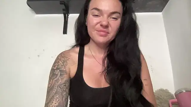 Snapshot of yorkshiregal chatting on 10-09-25, 06:11 yorkshiregal online show from 10-09-25, 06:11