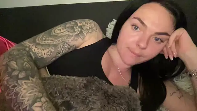 yorkshiregal online show from 02-21-26, 08:32