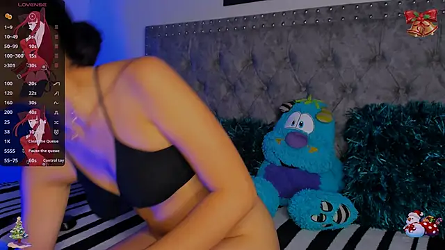 Snapshot of abigail_smith18 chatting on 12-07-24, 04:47 abigail smith18 online show from 12-07-24, 04:47