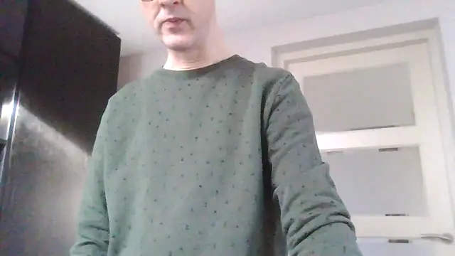 Hectorthyssen1 online show from 02-25-25, 08:58